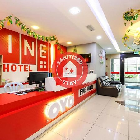 Oyo 700 Fine Hotel クアラルンプール エクステリア 写真
