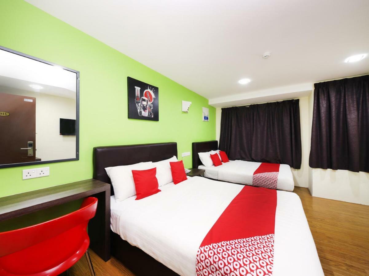 Oyo 700 Fine Hotel クアラルンプール エクステリア 写真