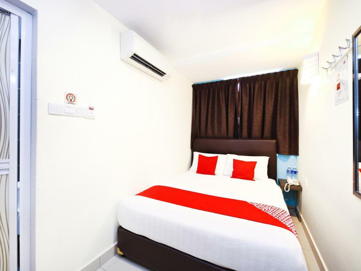 Oyo 700 Fine Hotel クアラルンプール エクステリア 写真
