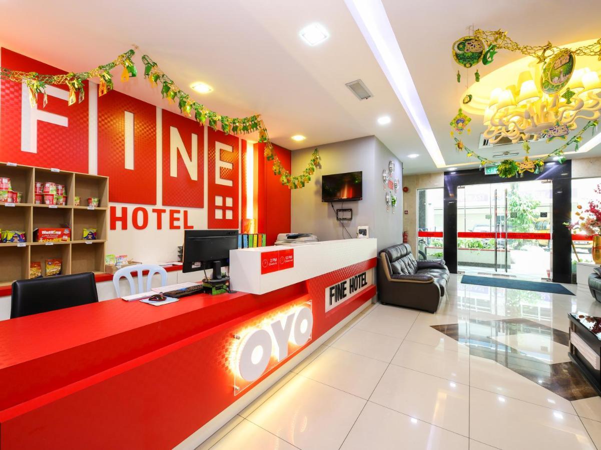 Oyo 700 Fine Hotel クアラルンプール エクステリア 写真