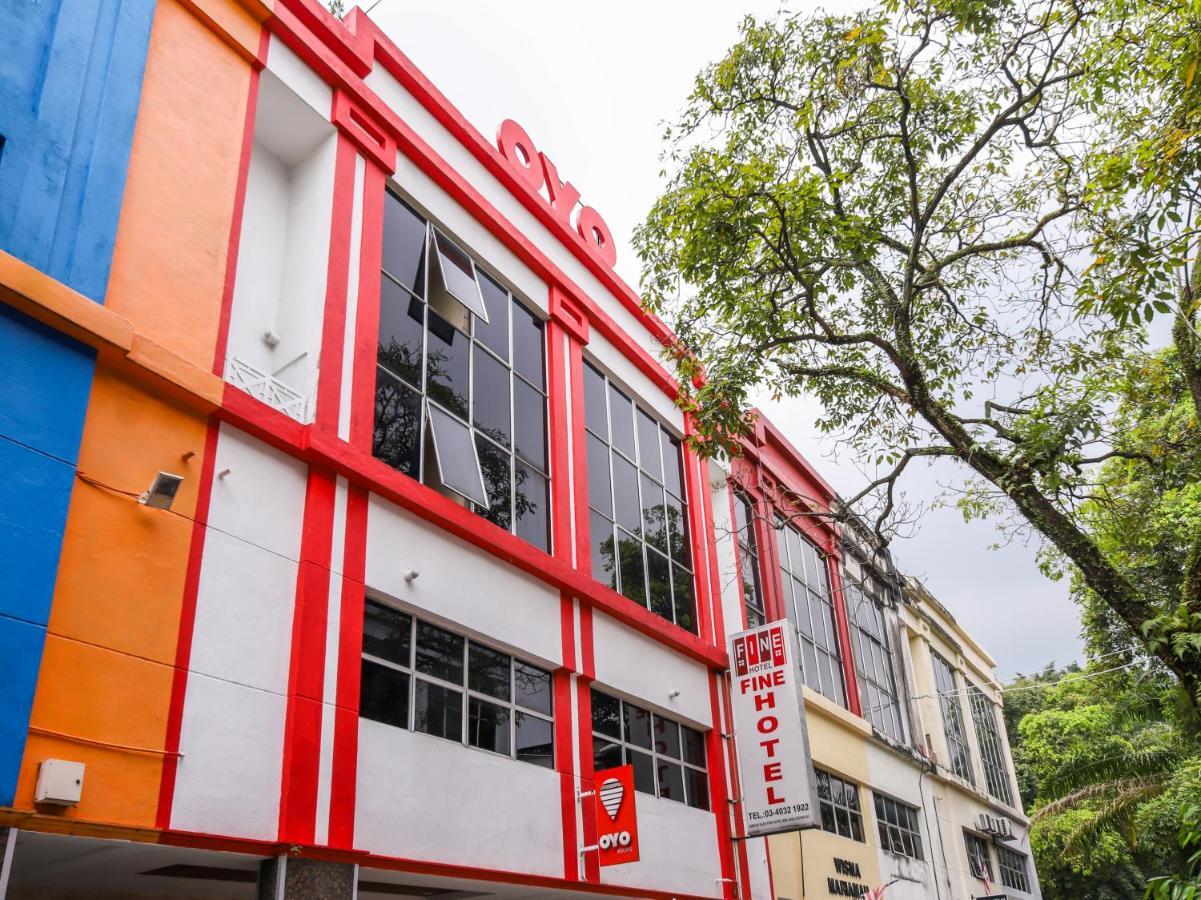 Oyo 700 Fine Hotel クアラルンプール エクステリア 写真